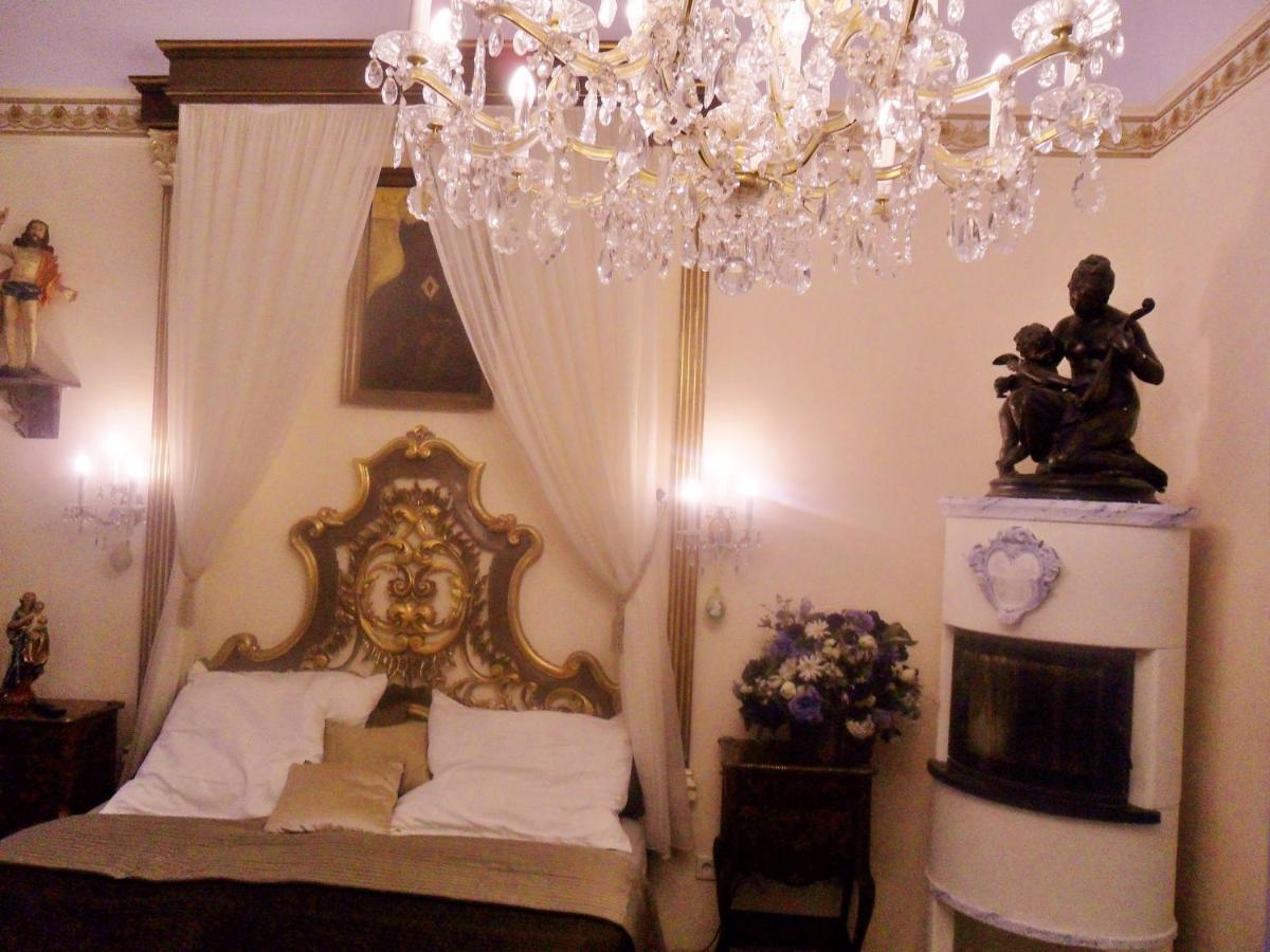 Pensión Luxury Near Castle *