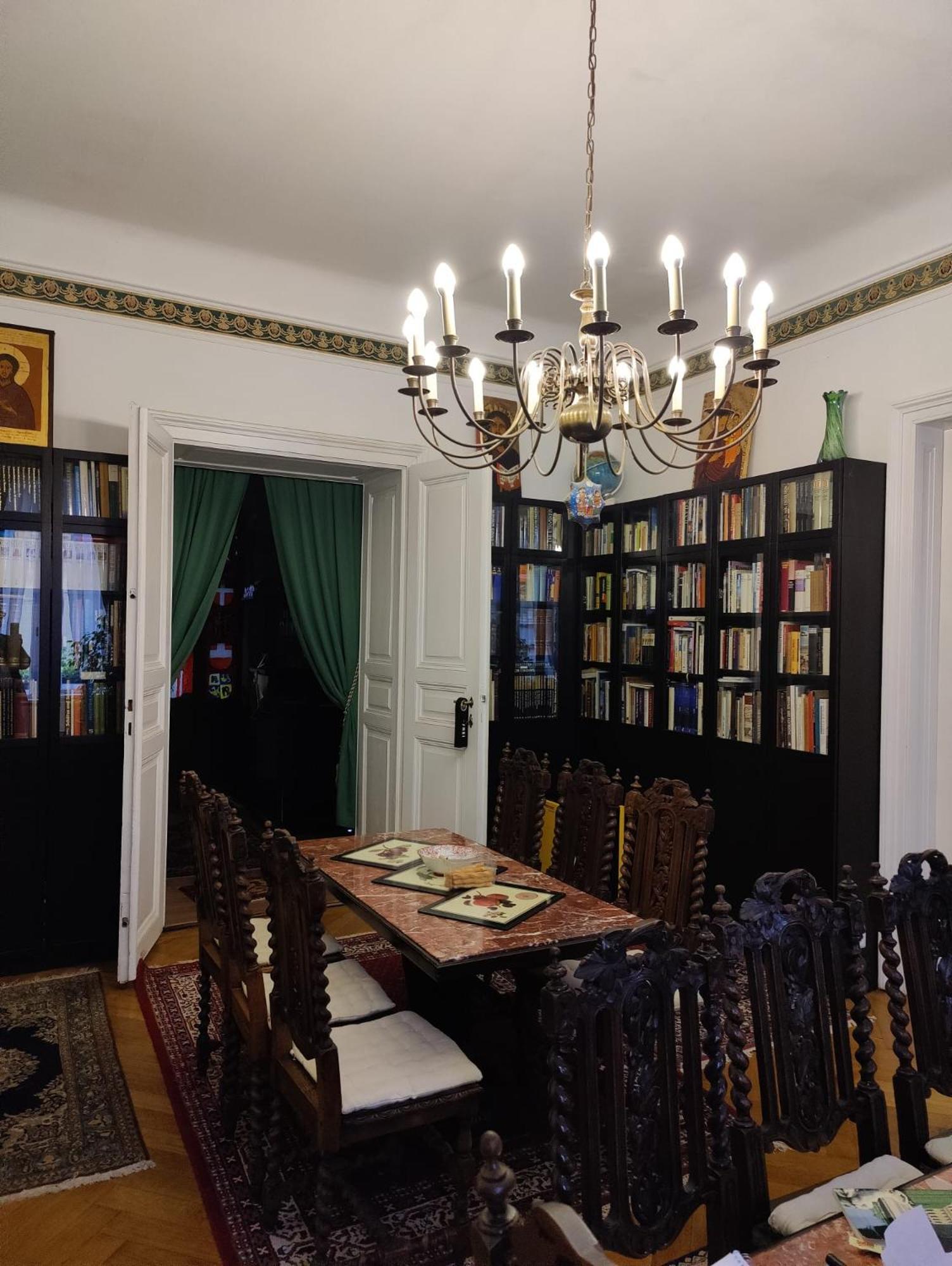Pensión Luxury Near Castle