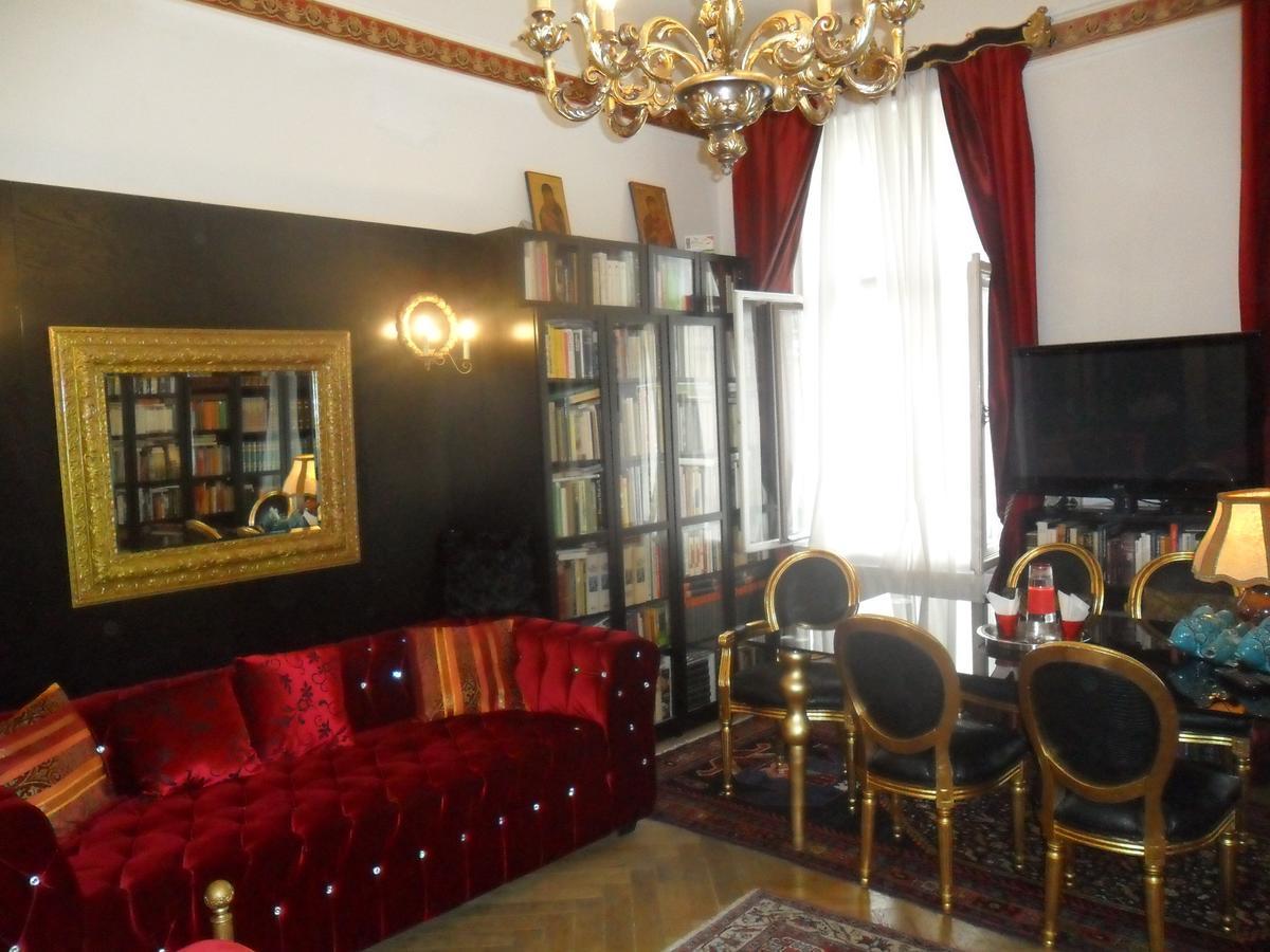 Pensión Luxury Near Castle *