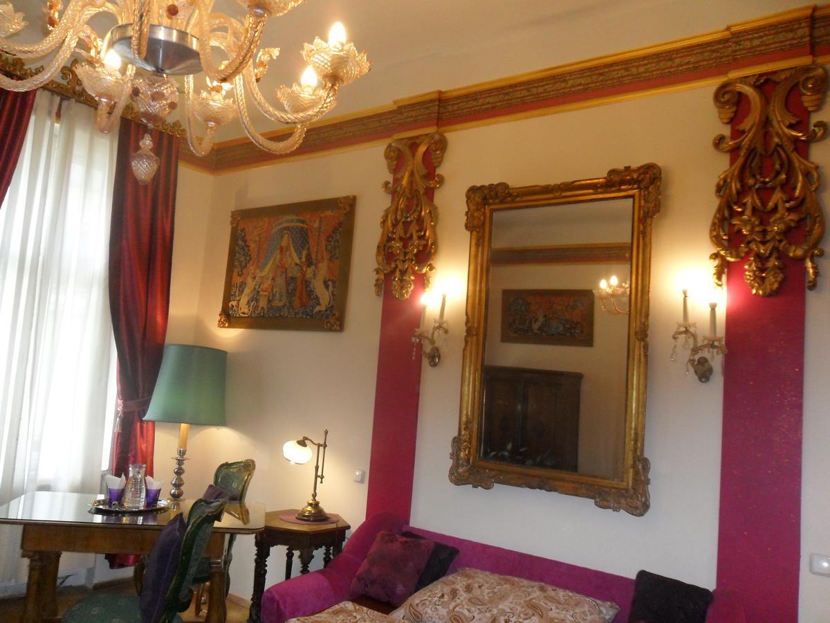 Luxury Near Castle * Viena
